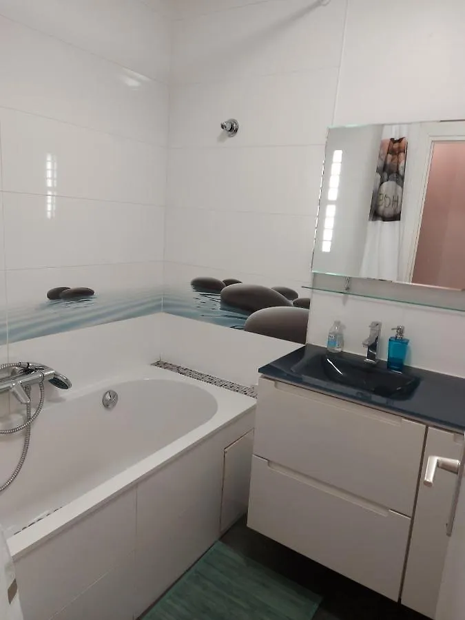 אנסי L'Harmonie, Appartement 2 Chambres Proche Du Lac, Calme Et Lumineux 0*,